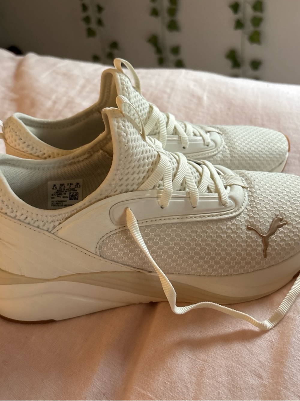 Puma Cream Sneakers